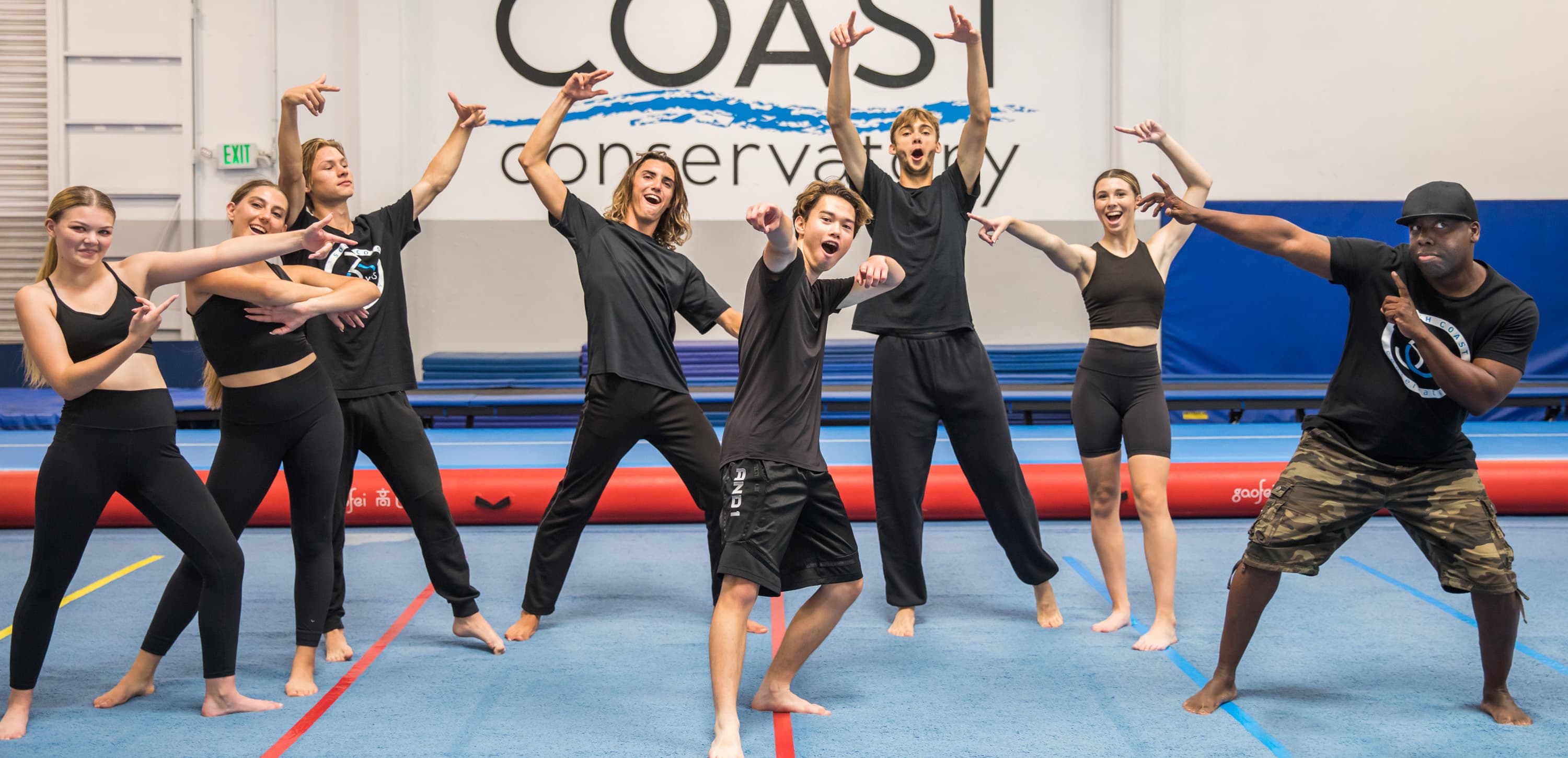 Teen dancers at South Coast Conservatory